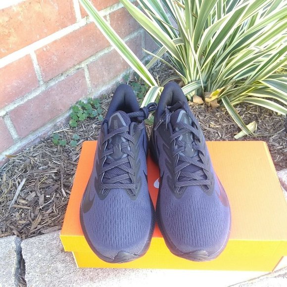 Womans nike zoom winflo 7 running shoes size 8.5 US - Picture 2 of 5